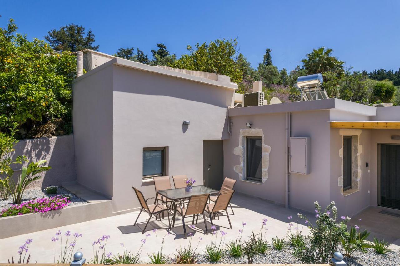 Villa Eva Provarma Exterior photo